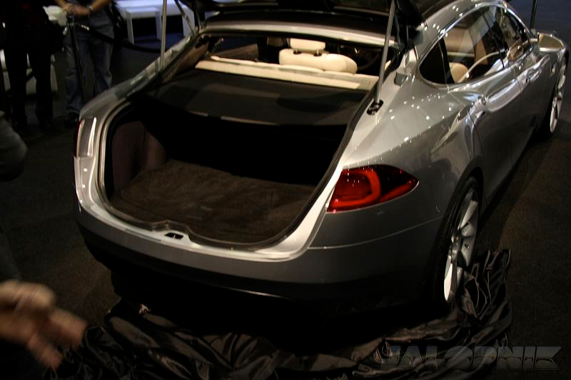 Illustration for article titled Tesla Model S Sedan Concept: $49,900 Seven-Seater Electric To Hit Streets In 2011